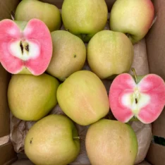 Hidden Rose Apples Fruit Box