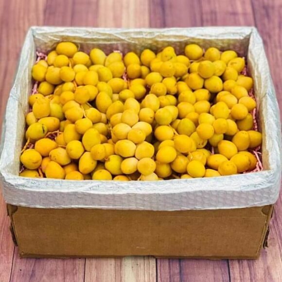 Yellow Barhi Dates Fruit Box